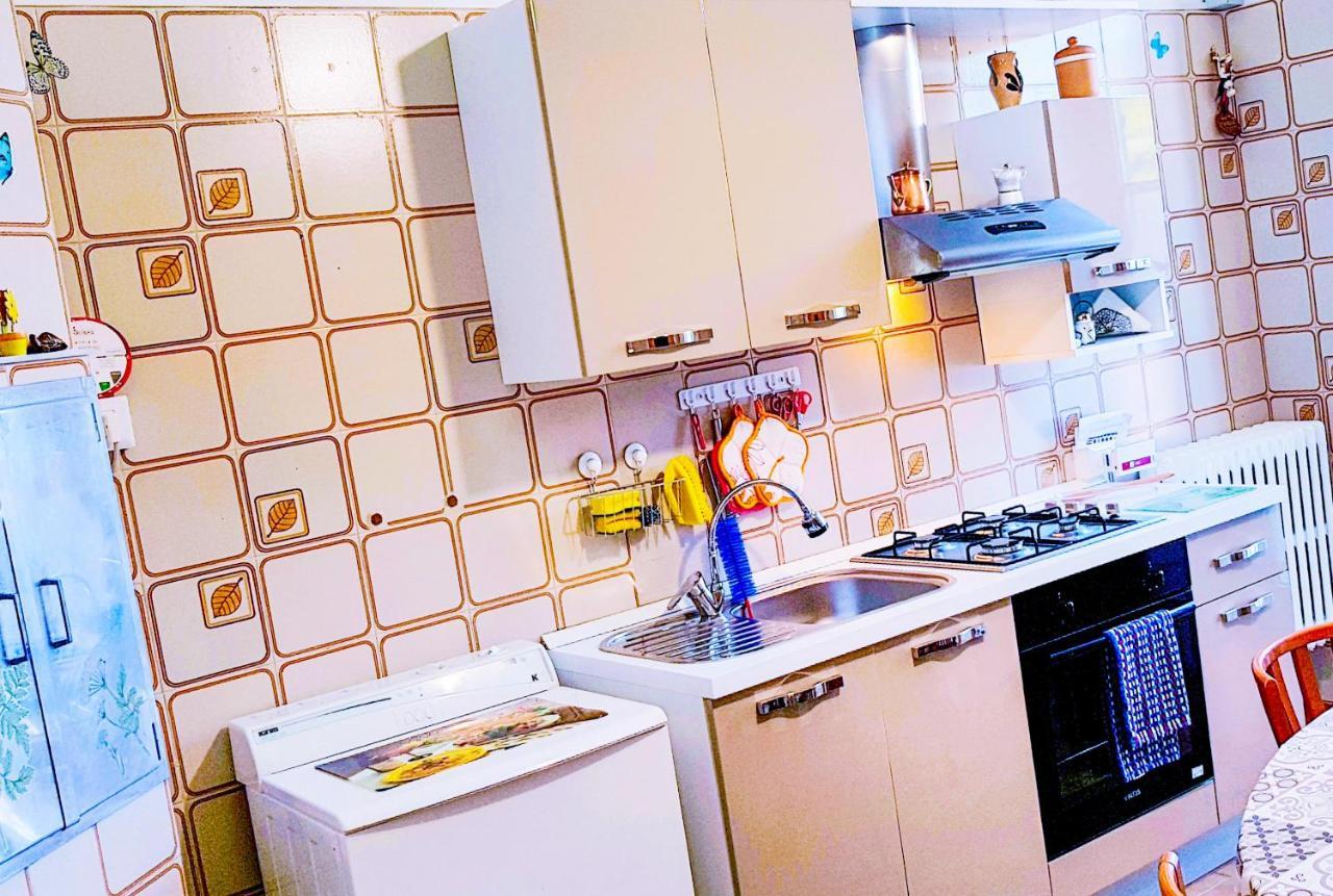 דירות ג'ובינאצו La Casa Dei Colori מראה חיצוני תמונה