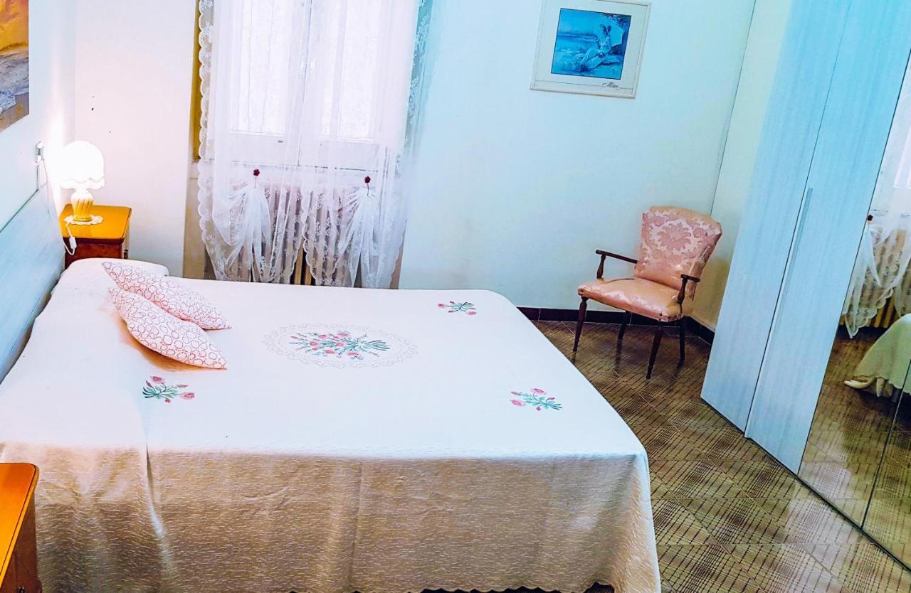 דירות ג'ובינאצו La Casa Dei Colori מראה חיצוני תמונה
