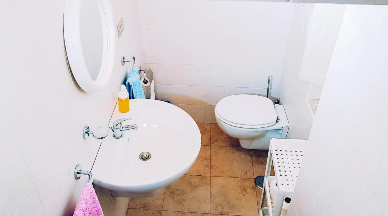 דירות ג'ובינאצו La Casa Dei Colori מראה חיצוני תמונה